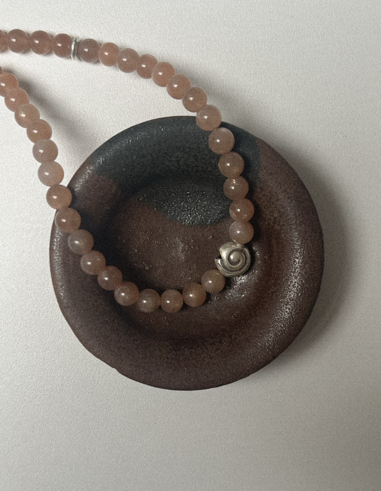 Corric - Sunstone Necklace