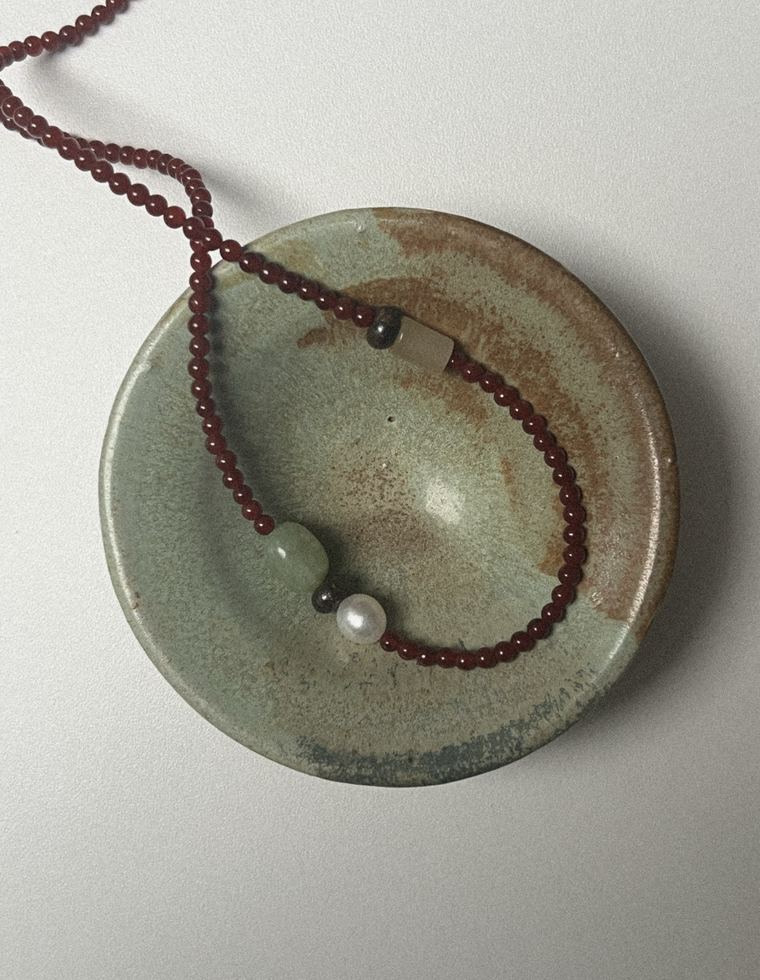 Coriswyn - Carnelian & Bowenite Necklace