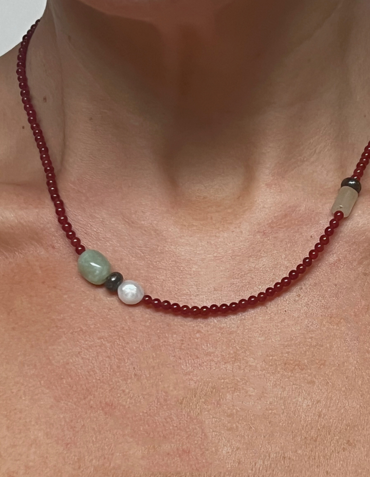 Coriswyn - Carnelian & Bowenite Necklace
