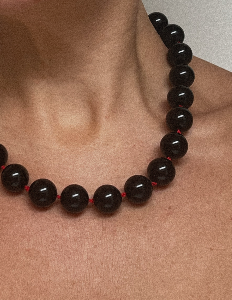Irenyth - Onyx Heirloom Necklace