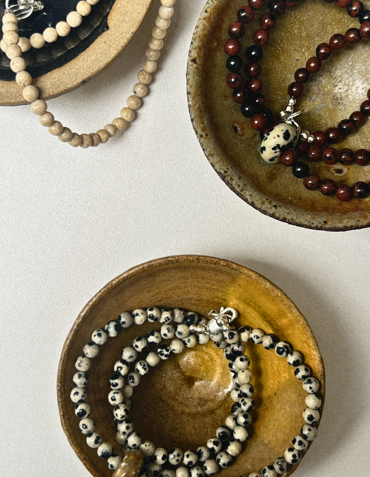 Drevara - Mahogany Obsidian & Dalmatian Jasper Movement Necklace