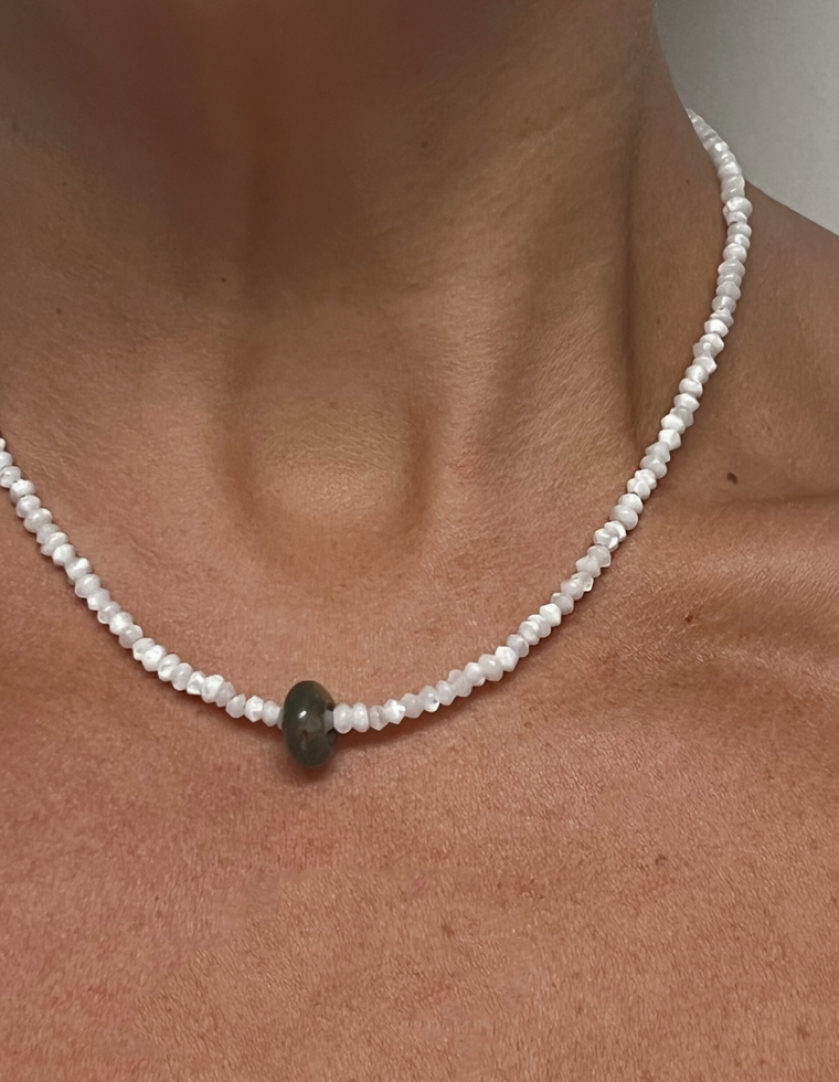 Melithea - Mother of Pearl & Green Agate Movement Necklace