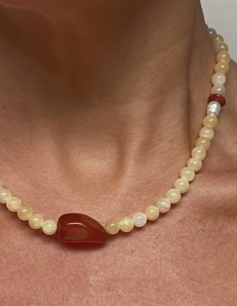 Solenyra - Yellow Jade & Carnelian Necklace