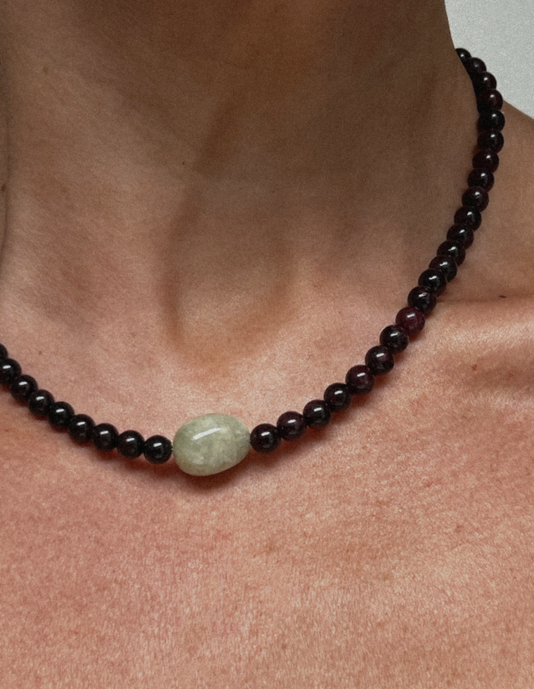 Maruin - Garnet & Beryl Necklace