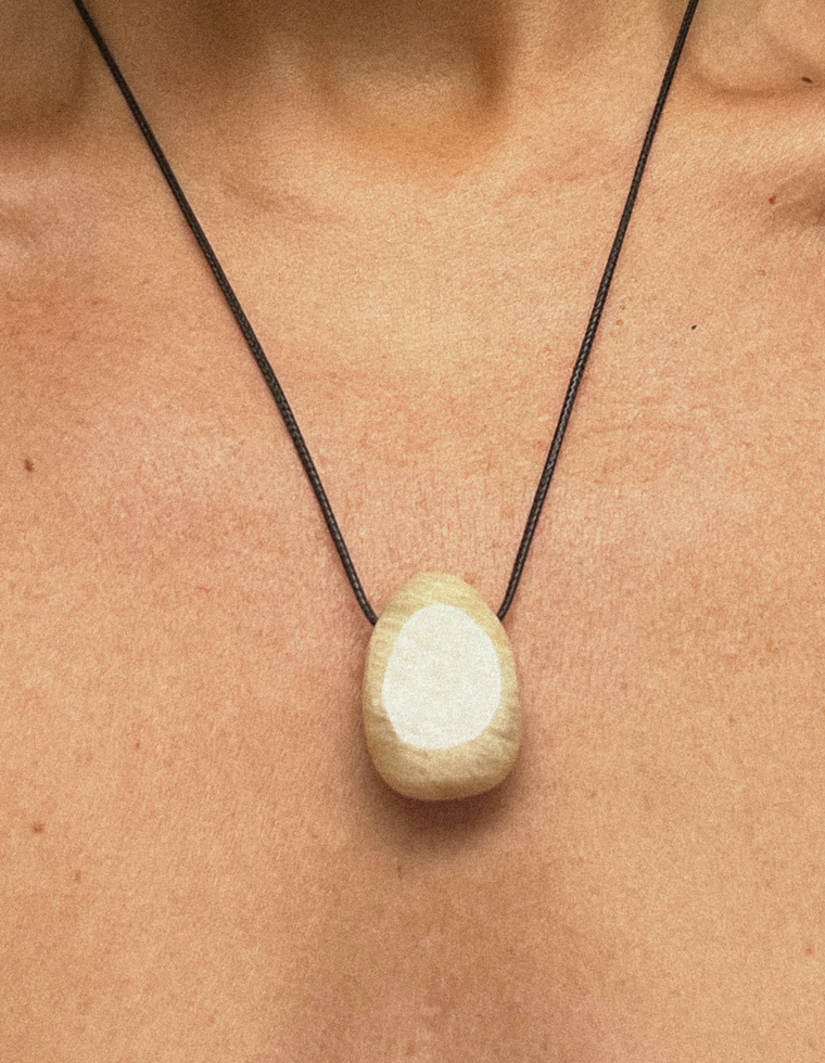 Alune - Moonstone Forma Pendant