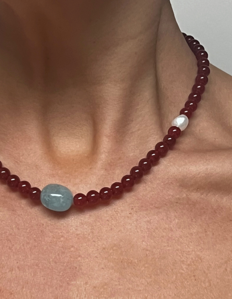 Veyndar - Carnelian & Beryl Necklace