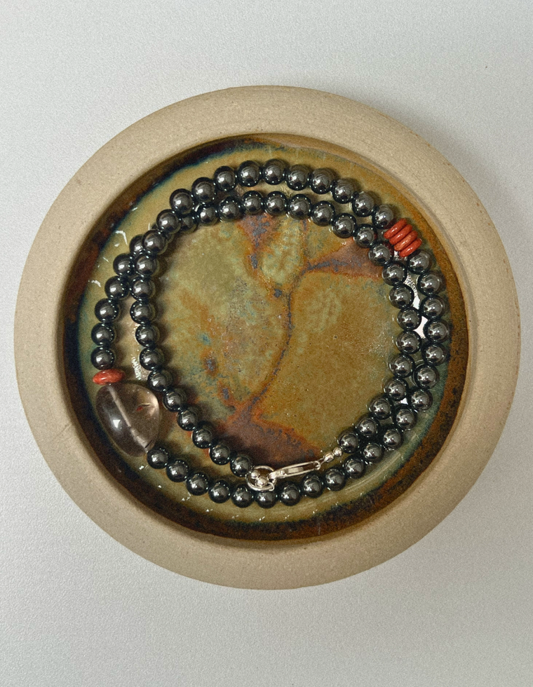Virellyn - Hematite & Red Jasper Necklace