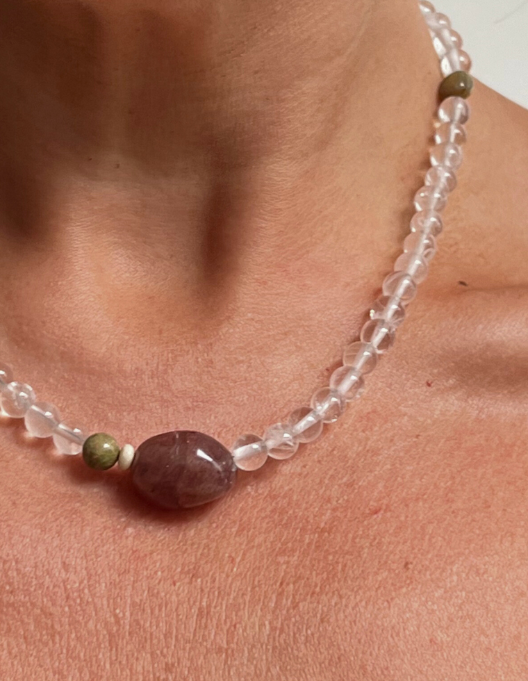 Solen - Clear & Strawberry Quartz Necklace