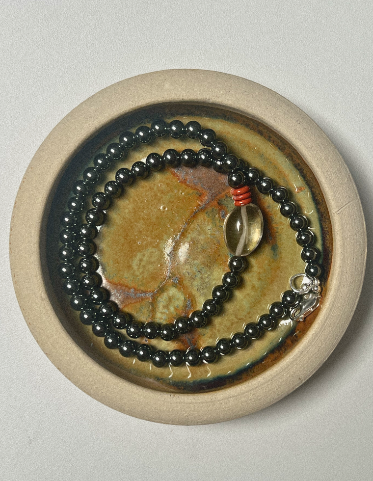 Lyressa - Hematite & Smoky Quartz Necklace