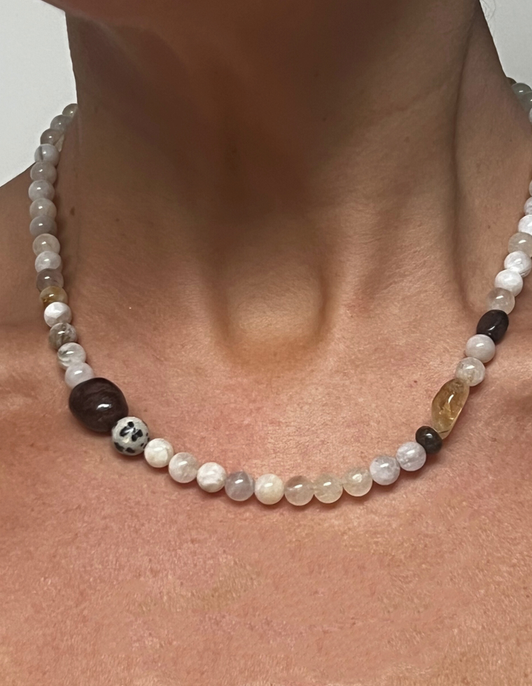 Thesira - Moonstone & Garnet Necklace