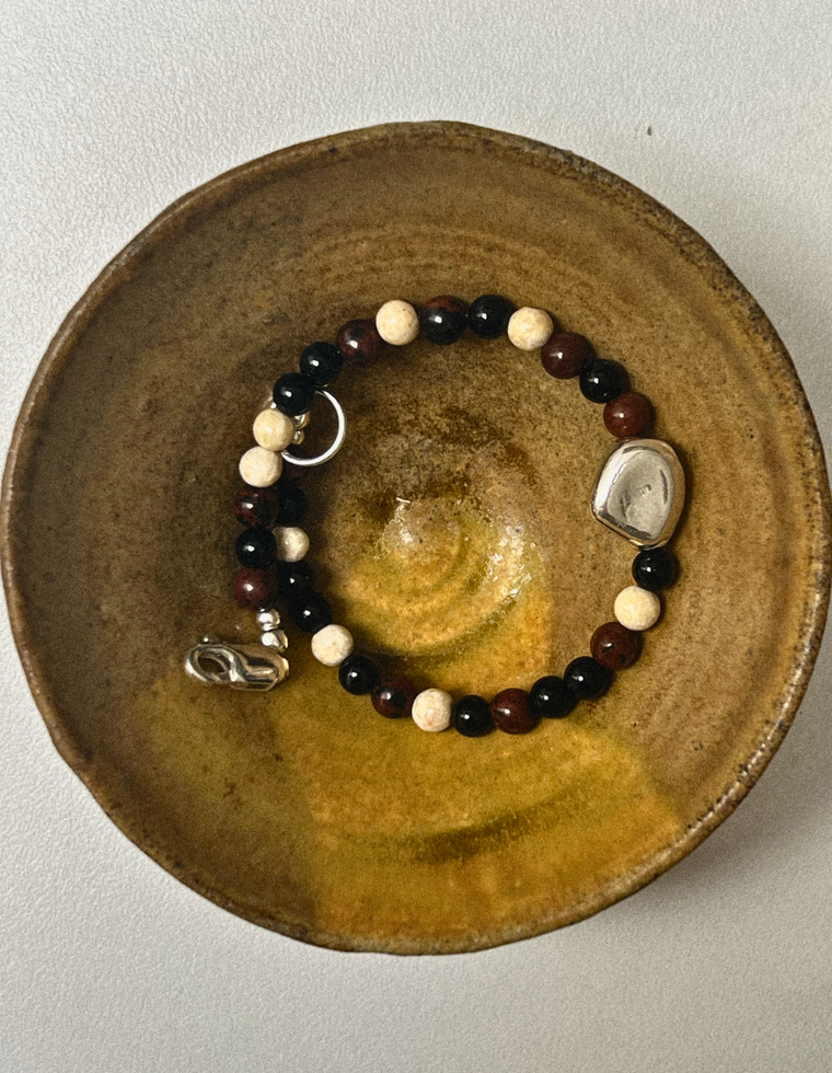 Corven - Riverstone & Onyx Bracelet