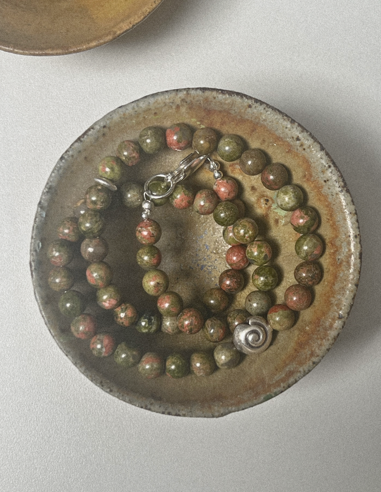 Thornea - Unakite Spiral Necklace