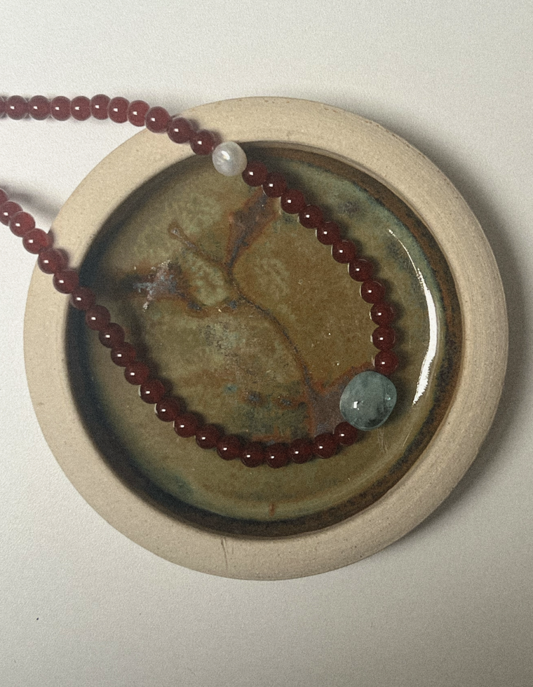 Veyndar - Carnelian & Beryl Necklace