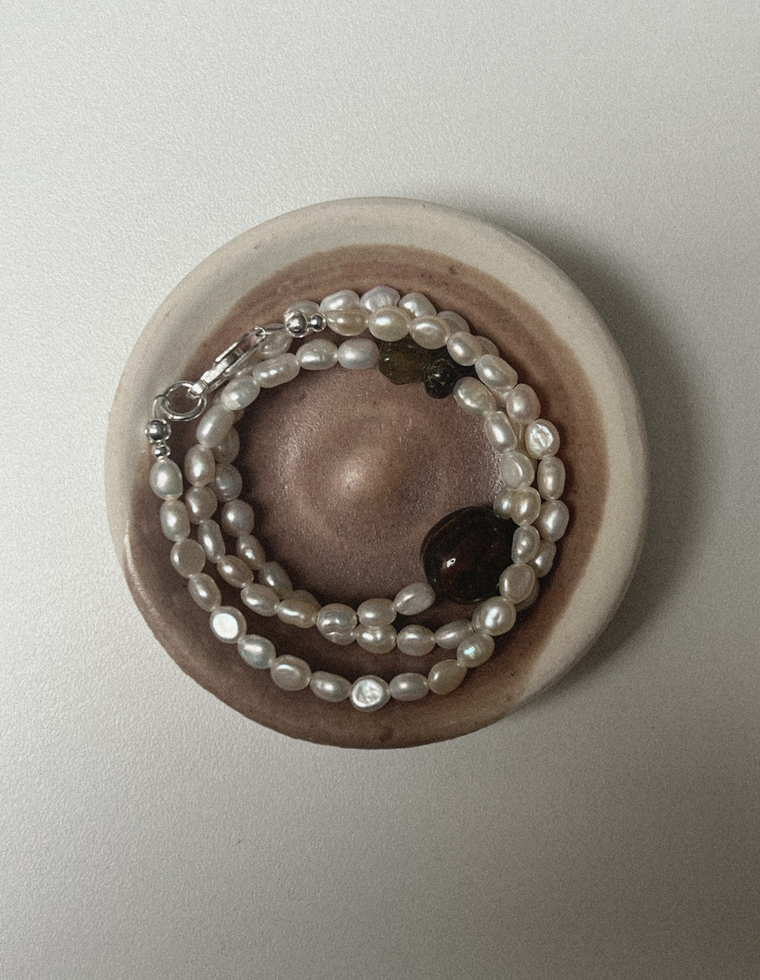 Thalvyn - Tiger Eye & Labradorite Necklace