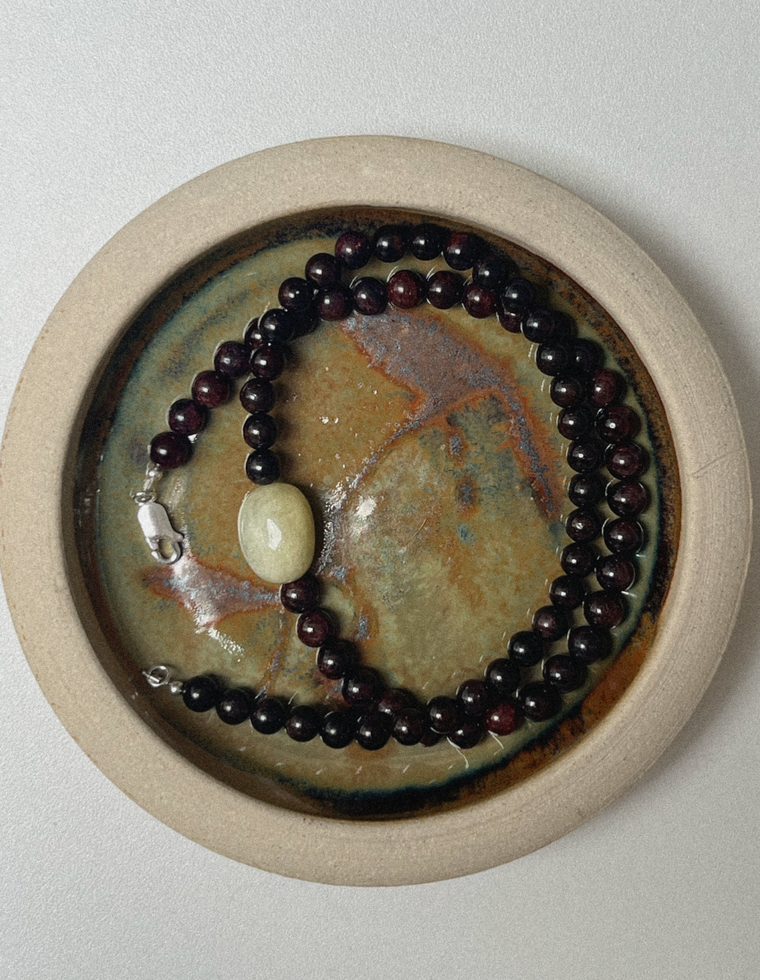 Maruin - Garnet & Beryl Necklace