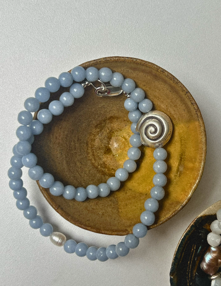 Mireth - Angelite & Pearl Necklace