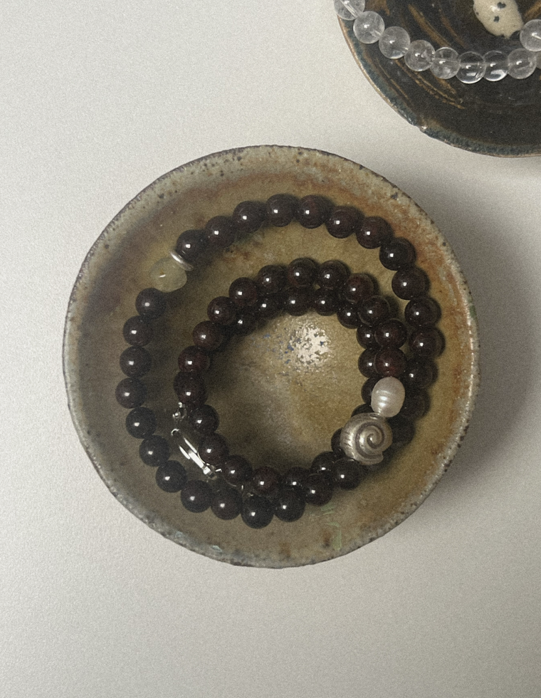 Orryelle II - Garnet & Pearl Necklace