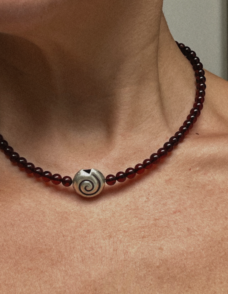 Vessan - Amber & Silver Necklace