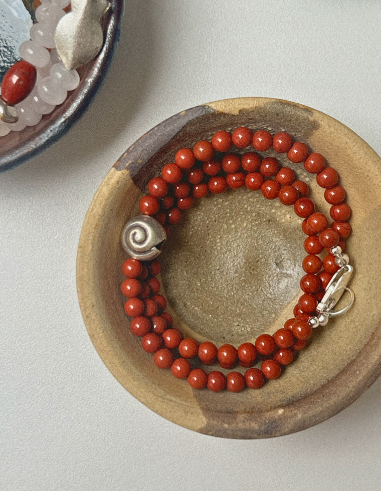 Avenra - Red Jasper Necklace