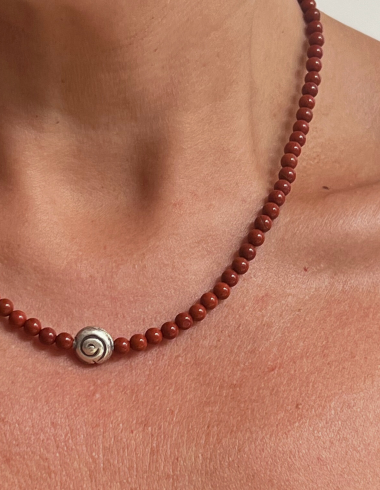 Avenra - Red Jasper Necklace