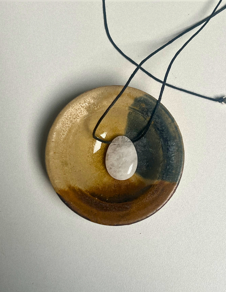 Clear Quartz Forma Pendant