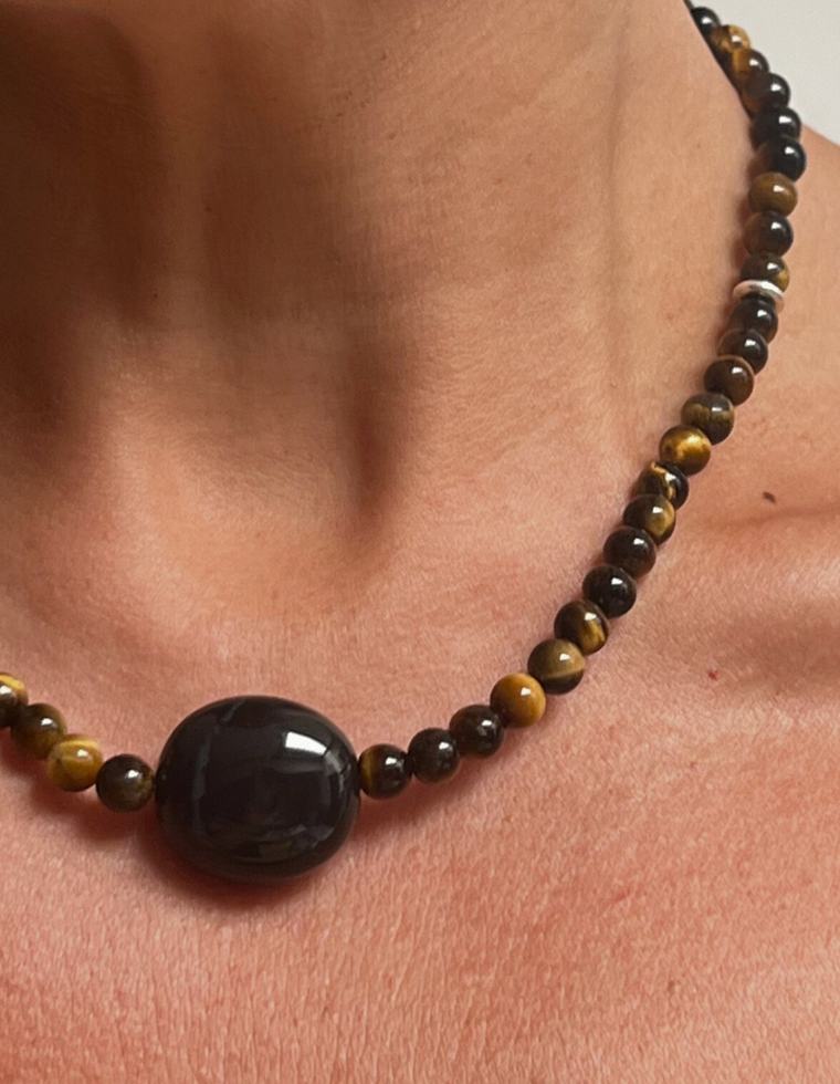 Novera - Tiger Eye & Onyx Necklace