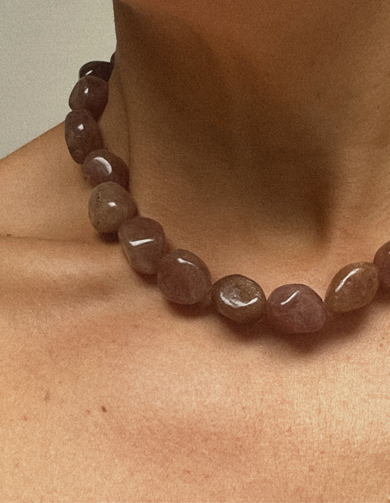 Arkenna - Strawberry Quartz Necklace