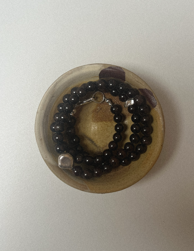 Velyraen - Garnet Necklace