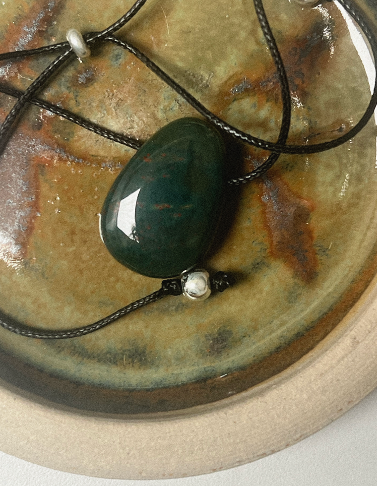 Vitalis II - Bloodstone Forma Pendant