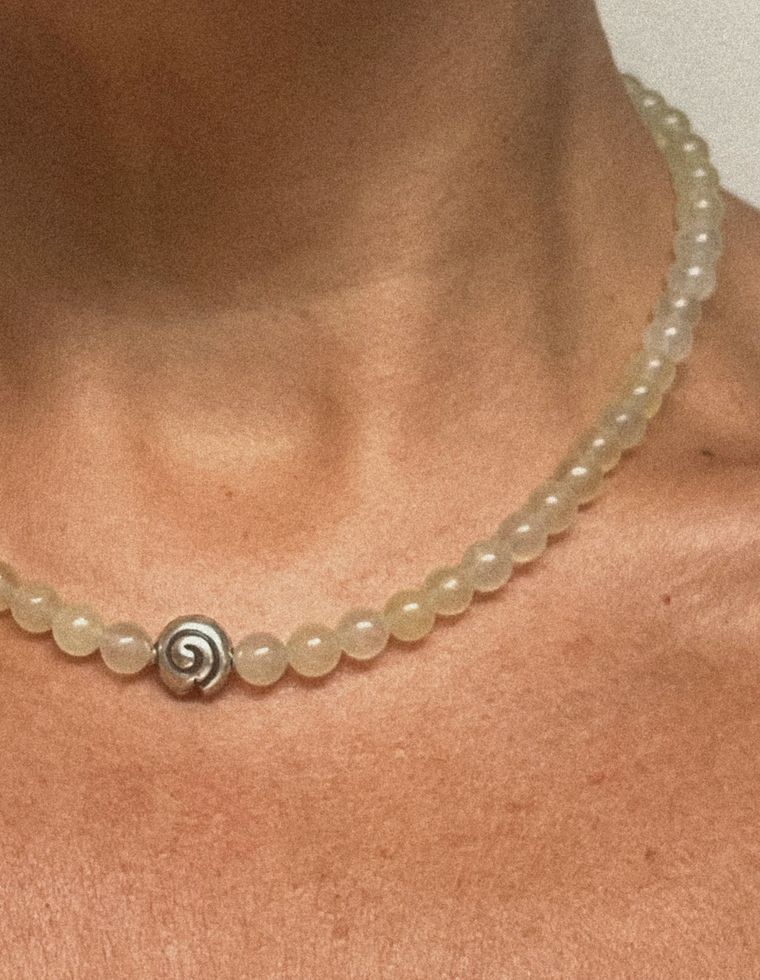 Yvessa - Bowenite Spiral Necklace