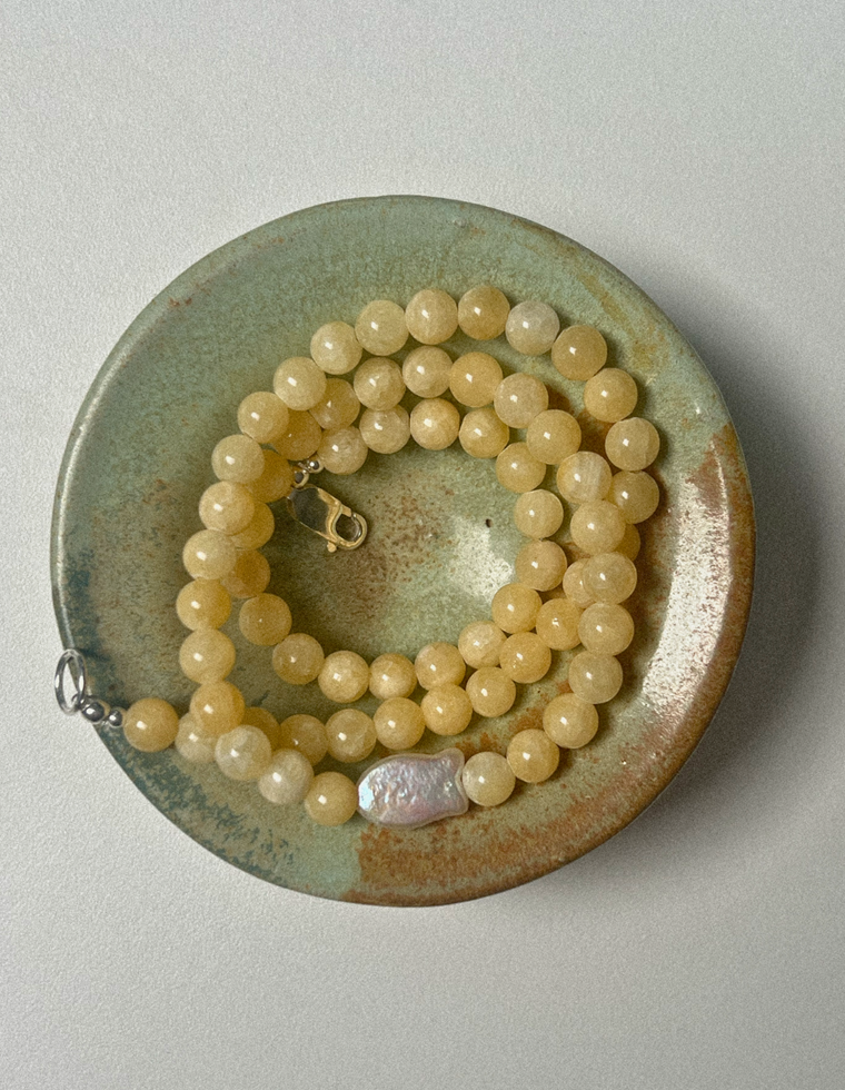 Orivelle - Yellow Jade & Pearl Necklace