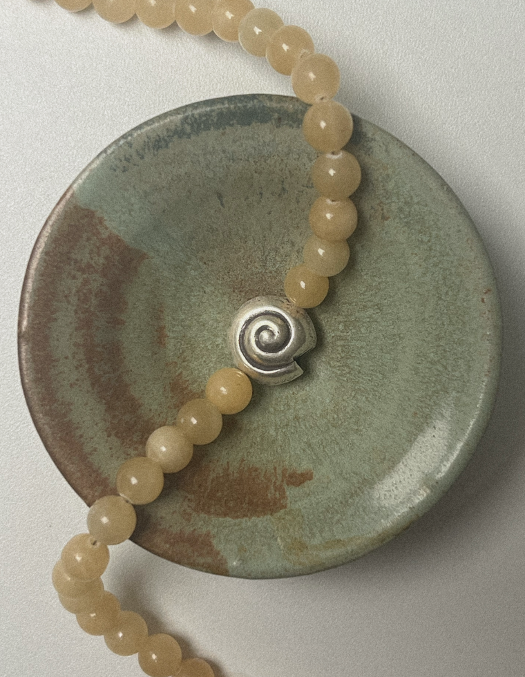 Dorelyn - Yellow Jade Necklace
