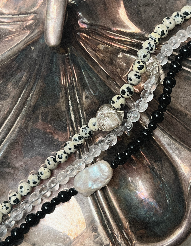 Norellia - Onyx & Pearl Necklace