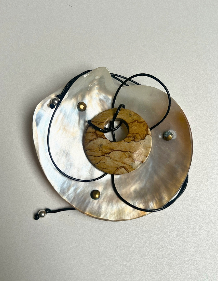 Picture Jasper Circa Pendant – Large by Palm of Feronia, photo 2