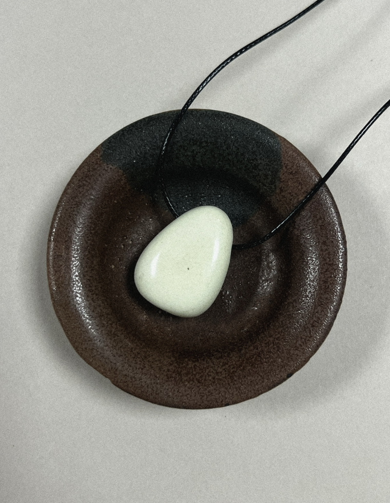Cyralei - Chrysoprase Forma Pendant