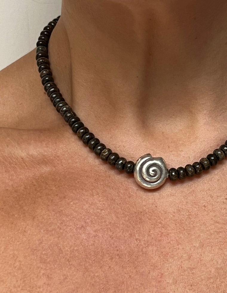 Thariel - Bronzite Necklace