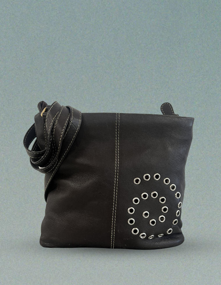 Spiral Stud Vintage Leather Bag / Piece 50
