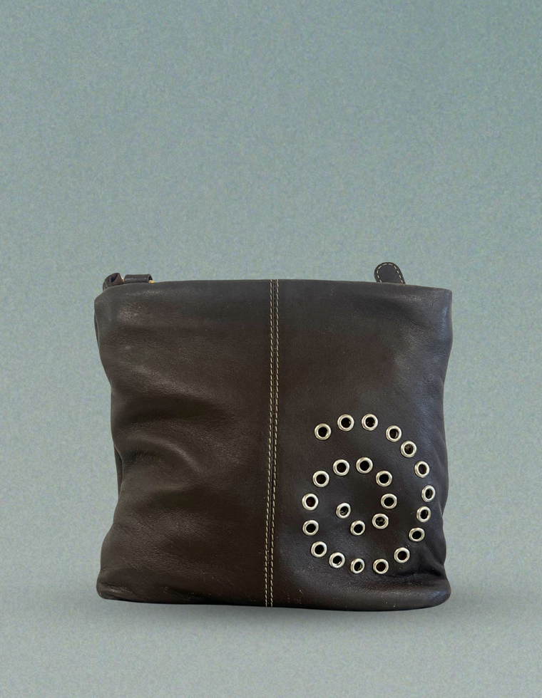 Spiral Stud Vintage Leather Bag / Piece 50