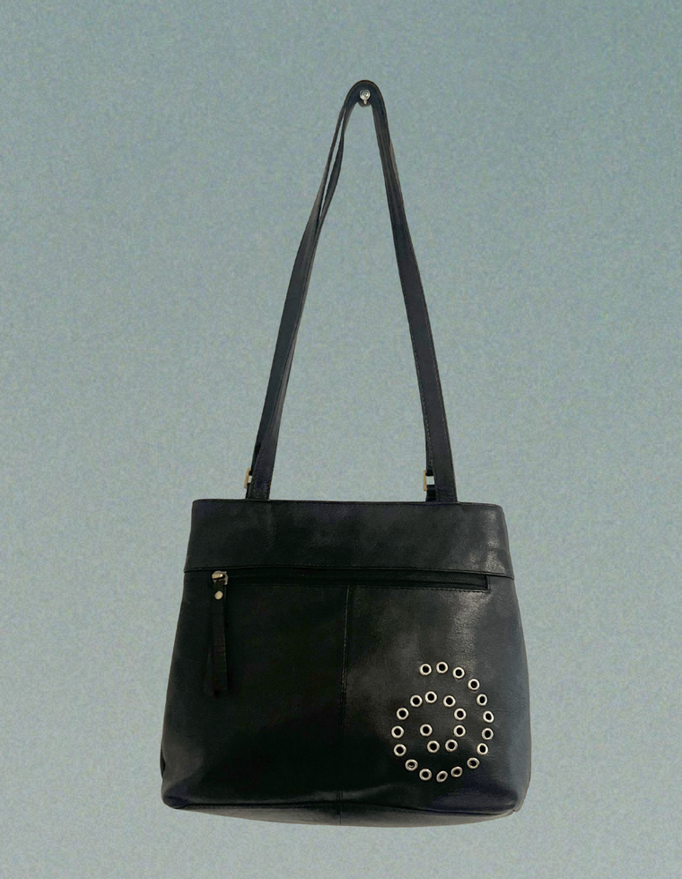 Spiral Stud Vintage Leather Bag / Piece 51