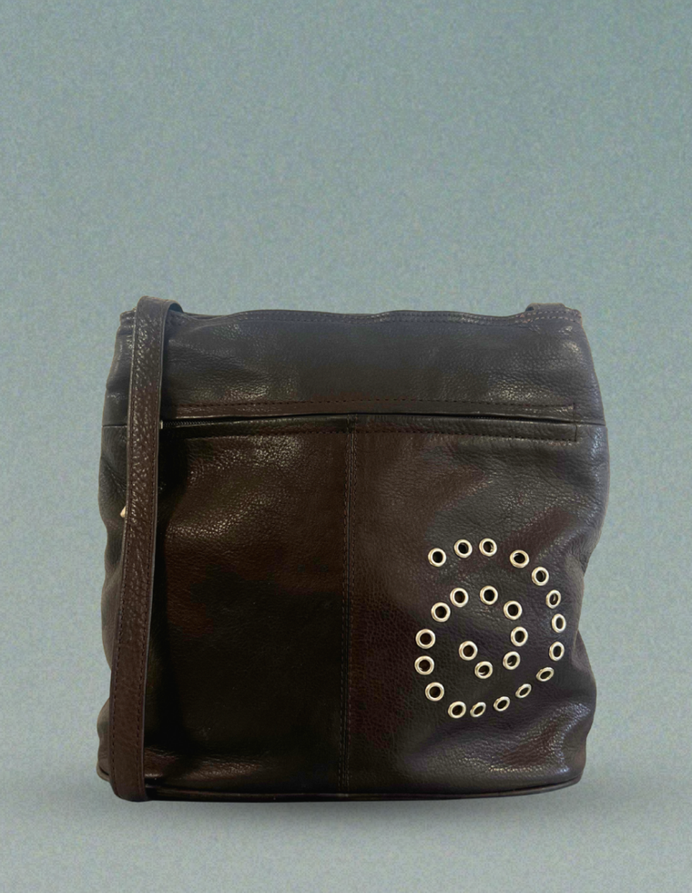 Spiral Stud Vintage Leather Bag / Piece 52