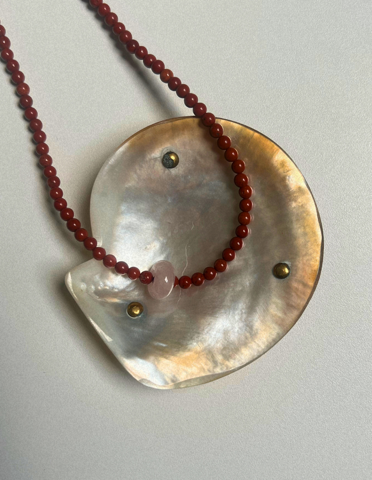 Levante 1 – Red Jasper & Rose Quartz Movement Necklace