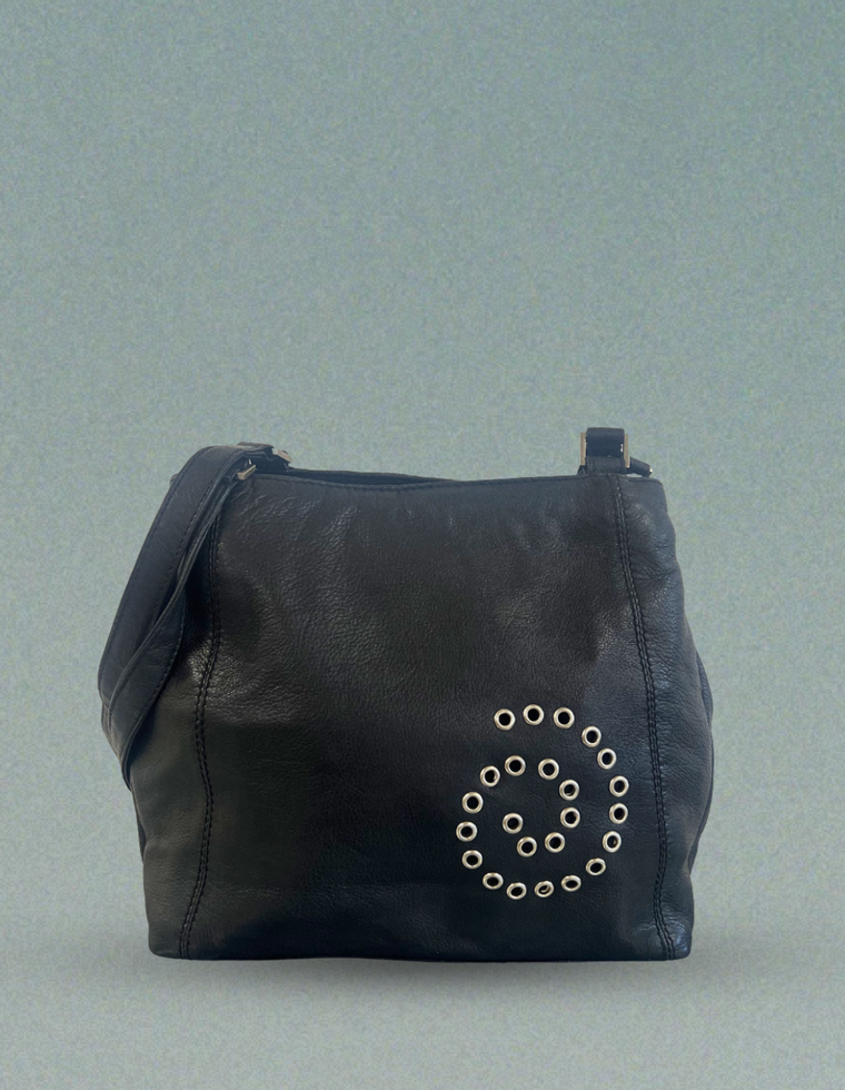Spiral Stud Vintage Leather Bag / Piece 55