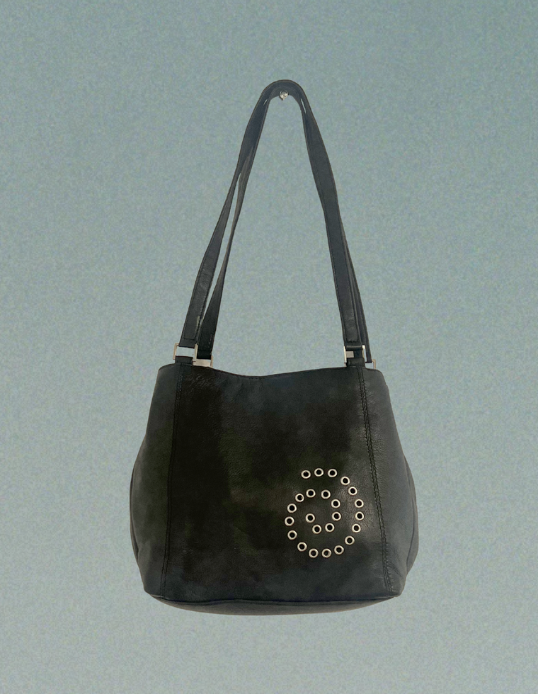 Spiral Stud Vintage Leather Bag / Piece 55