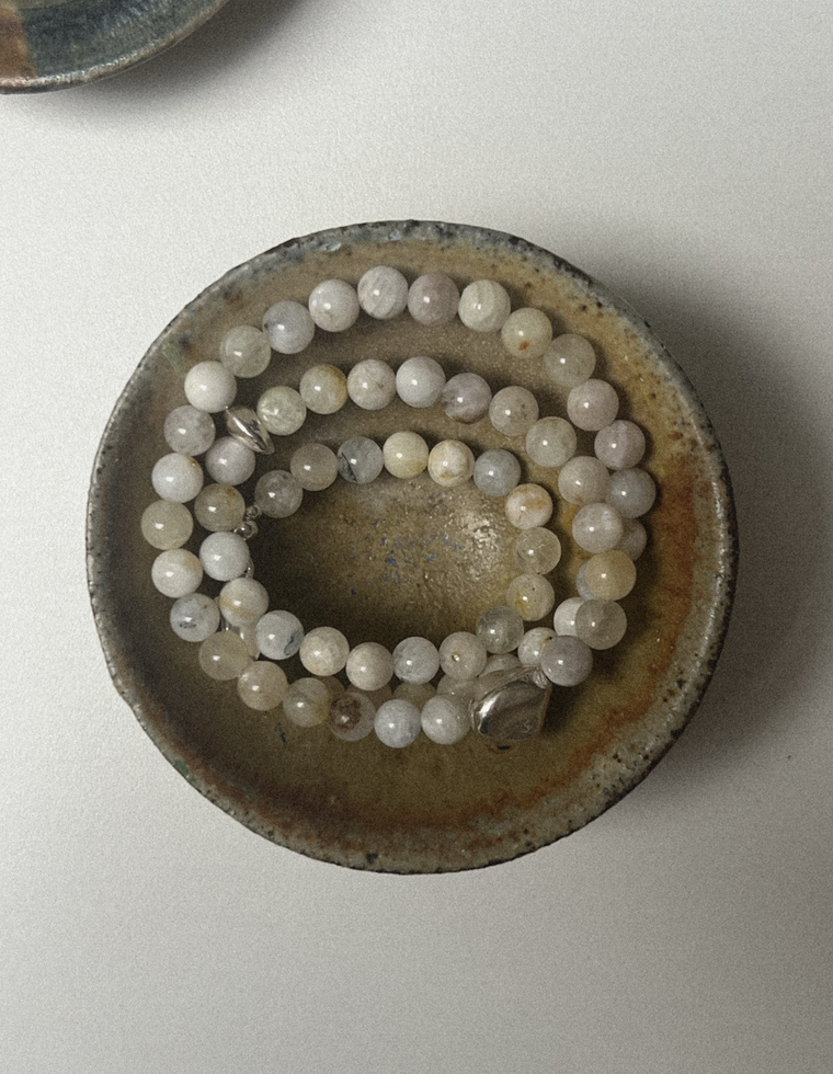 Deyric - Moonstone Necklace