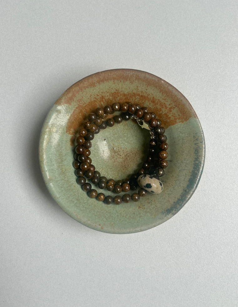 Idle Hands 5 - Bronzite Movement Necklace