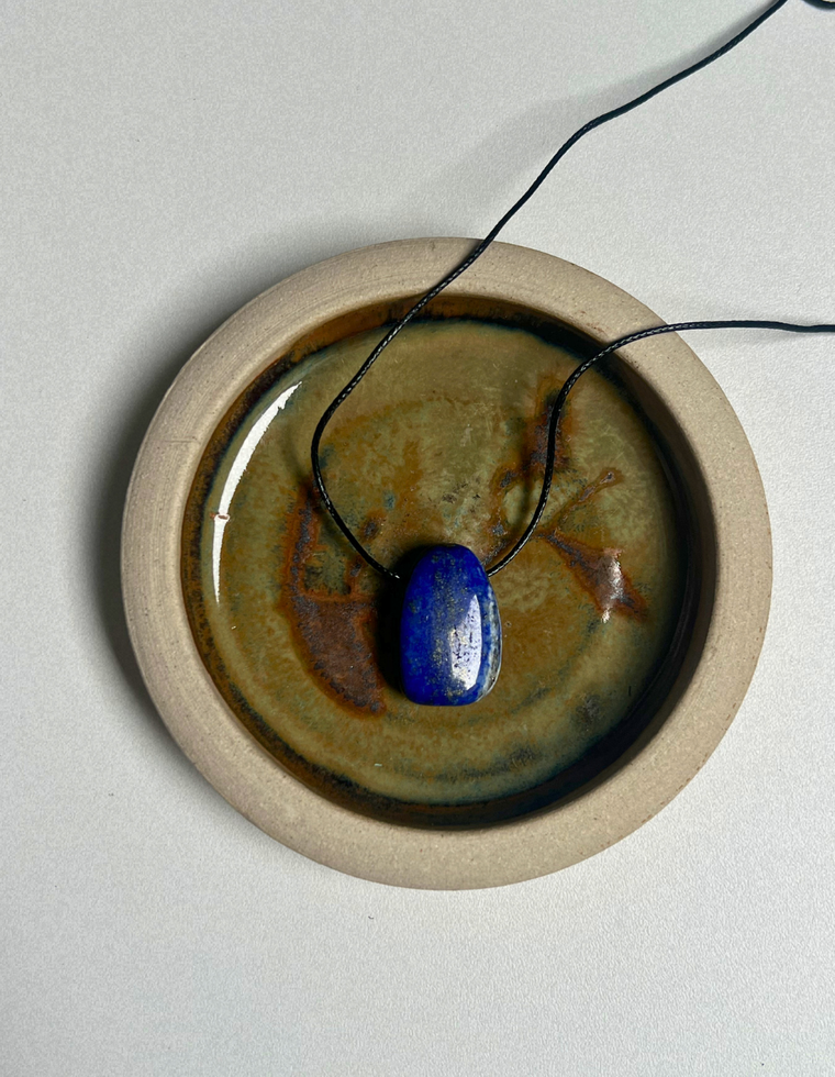 Lapis Lazuli Forma Pendant