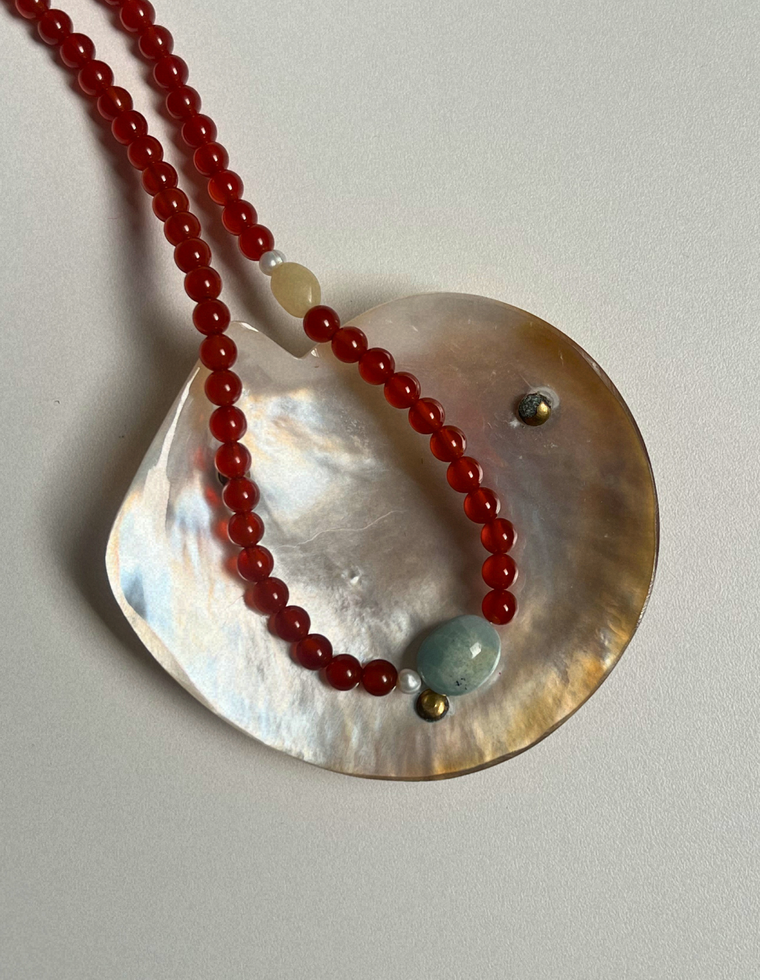 Trove 25 - Carnelian & Beryl Necklace