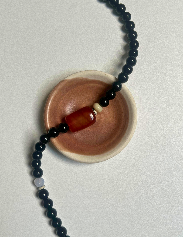 Commonplace 1 – Onyx & Carnelian Necklace