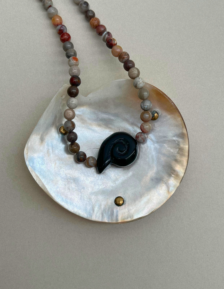 Field Study 9 – Mexican Agate Whorl Necklace