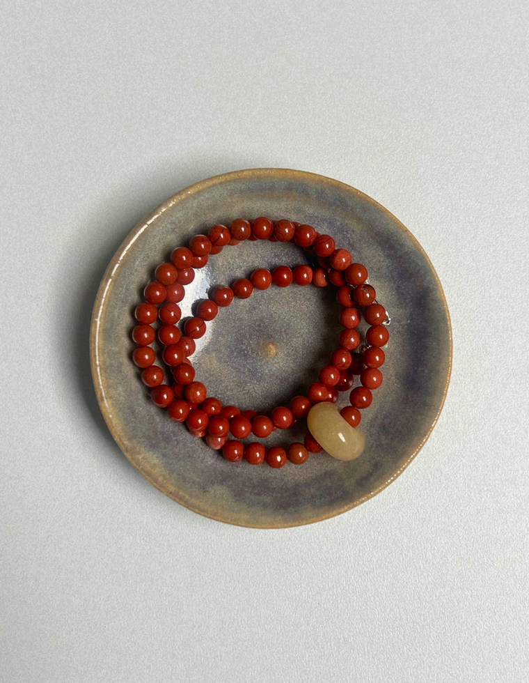Levante 6 – Red Jasper & Yellow Topaz Movement Necklace